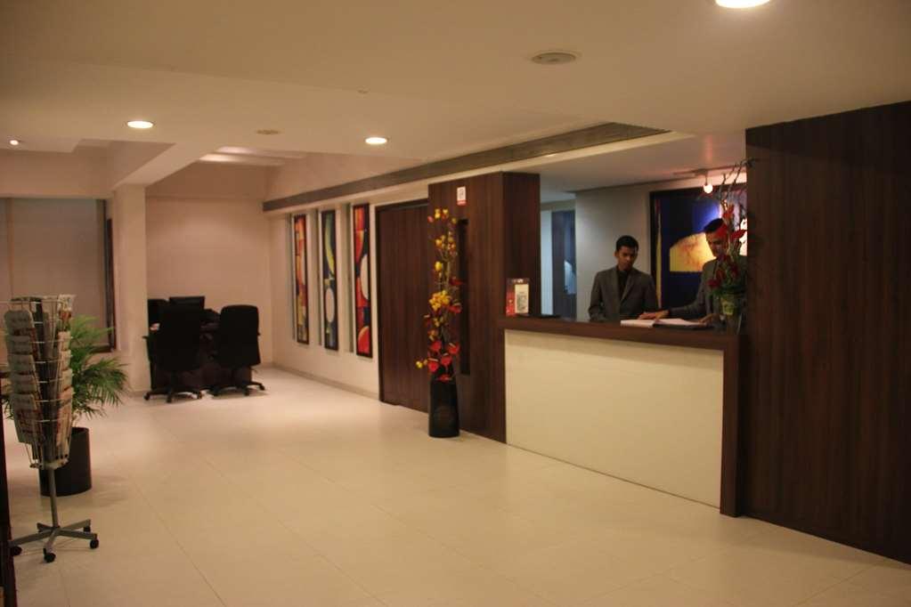 Cocoon Hotel Pune Interior photo